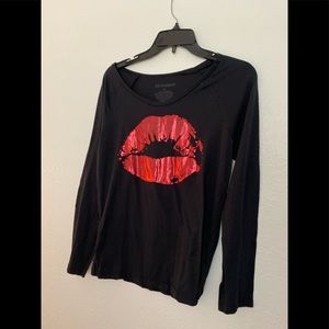 ❤️ STRANDED MED. BOUTIQUE STYLED L/S TEE❤️